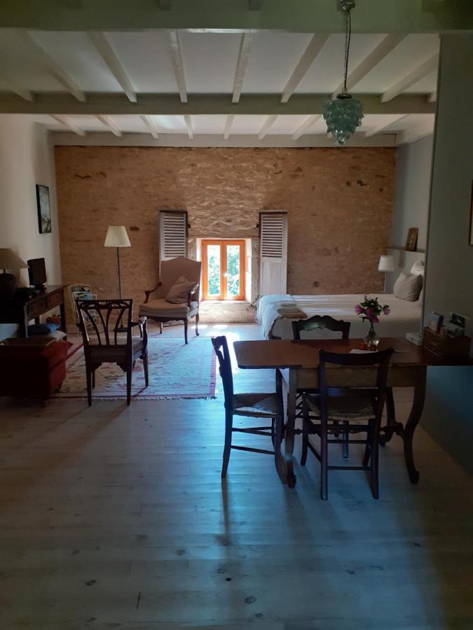 Maison Frankrijk Couloutre Eksteriør billede