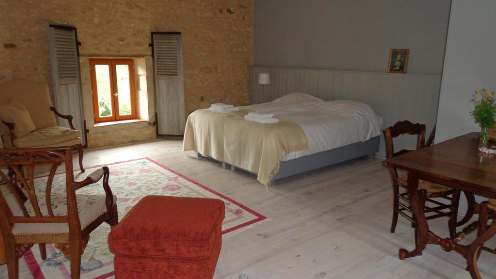 Maison Frankrijk Couloutre Værelse billede